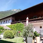 Tirol Barbara פונדס